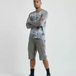 Craft Hale XT Jersey Langærmet Army Grå 15 Craft Hale XT Jersey Langærmet Army Grå -Tilbud Cykeltrøjer Butik Craft Hale XT Jersey Langaermet Army 1585825742 06