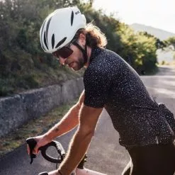 Isadore Alternative Jersey, Sort 10 Isadore Alternative Jersey, Sort -Tilbud Cykeltrøjer Butik Isadore Alternative Jersey Sort 1623139005 03