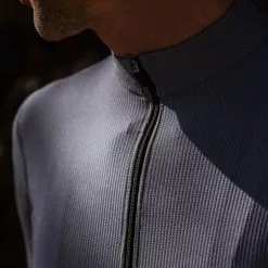 Isadore Woolight Jersey Quicksilver 11 Isadore Woolight Jersey Quicksilver -Tilbud Cykeltrøjer Butik Isadore Woolight Jersey Quicksilver 1613726478 04