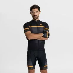 Rogelli Hero 2 Cykeltrøje Sort/Orange 11 Rogelli Hero 2 Cykeltrøje Sort/Orange -Tilbud Cykeltrøjer Butik Rogelli Hero 2 Cykeltroeje SortOrang 1678449484 03